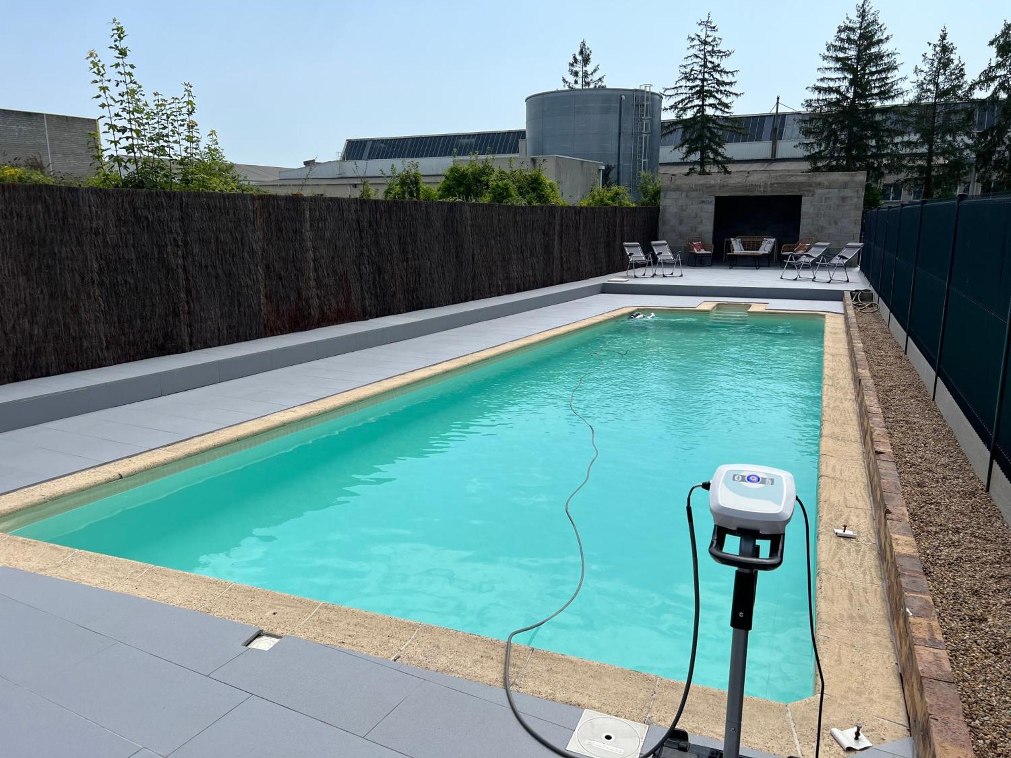 Open Space Complet Avec Piscine Apartment Mer